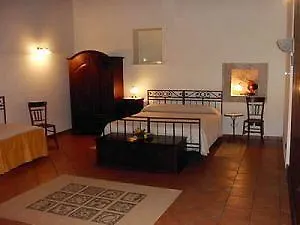 La Muraglia Camemi 3*,  Italy