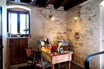 *** Hotel La Muraglia Camemi Italy