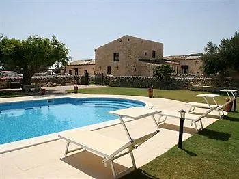La Muraglia Camemi Hotel
